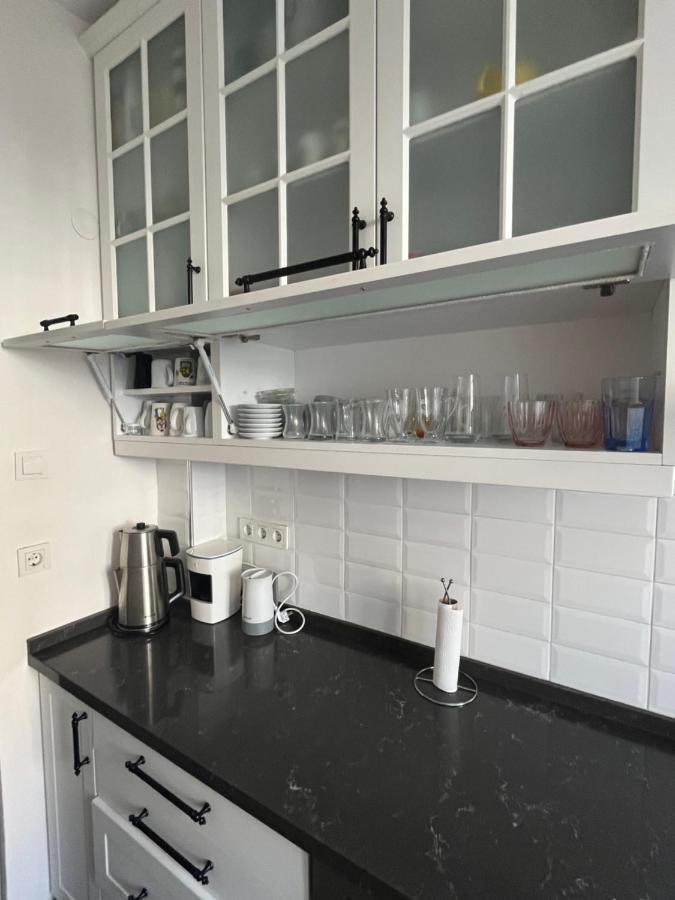 Centrally Located, 2+1 House In Taksim, Cihangir Appartement Istanboel Buitenkant foto