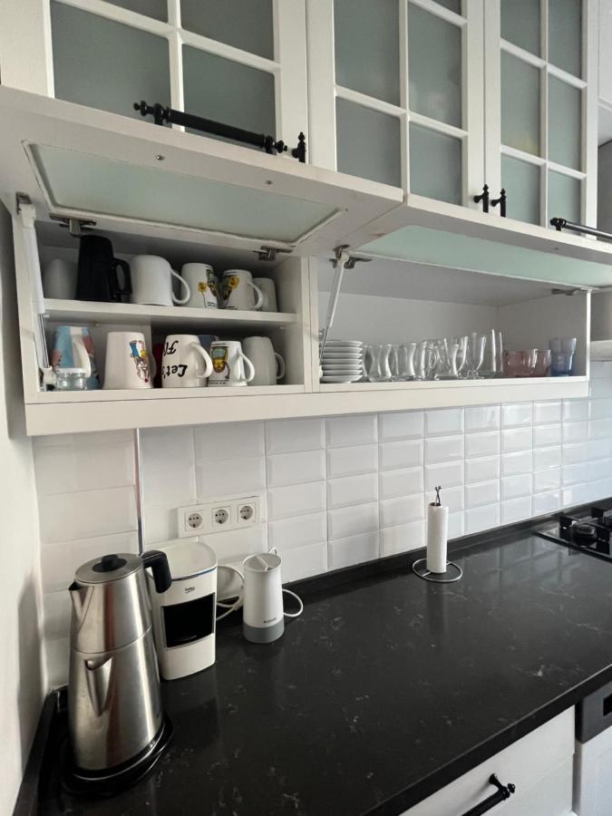 Centrally Located, 2+1 House In Taksim, Cihangir Appartement Istanboel Buitenkant foto