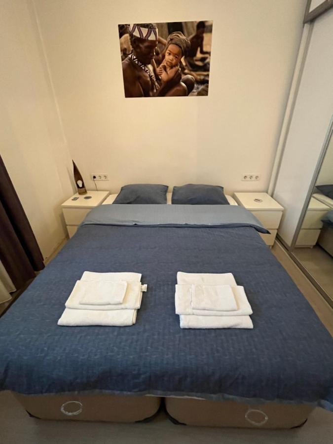 Centrally Located, 2+1 House In Taksim, Cihangir Appartement Istanboel Buitenkant foto