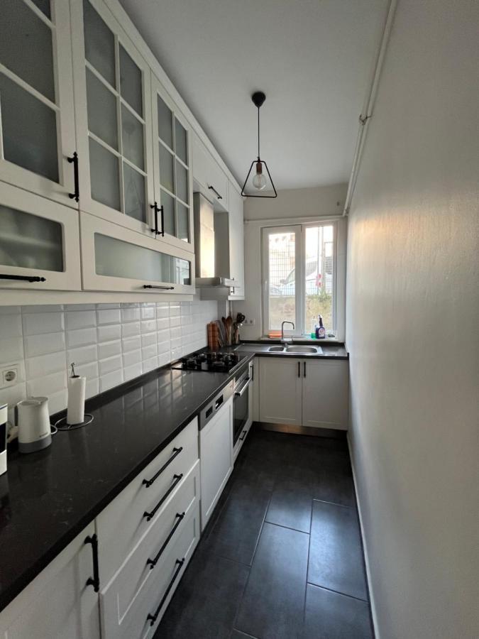Centrally Located, 2+1 House In Taksim, Cihangir Appartement Istanboel Buitenkant foto