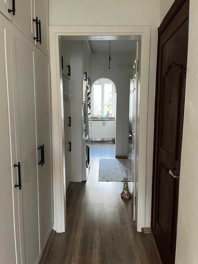 Centrally Located, 2+1 House In Taksim, Cihangir Appartement Istanboel Buitenkant foto